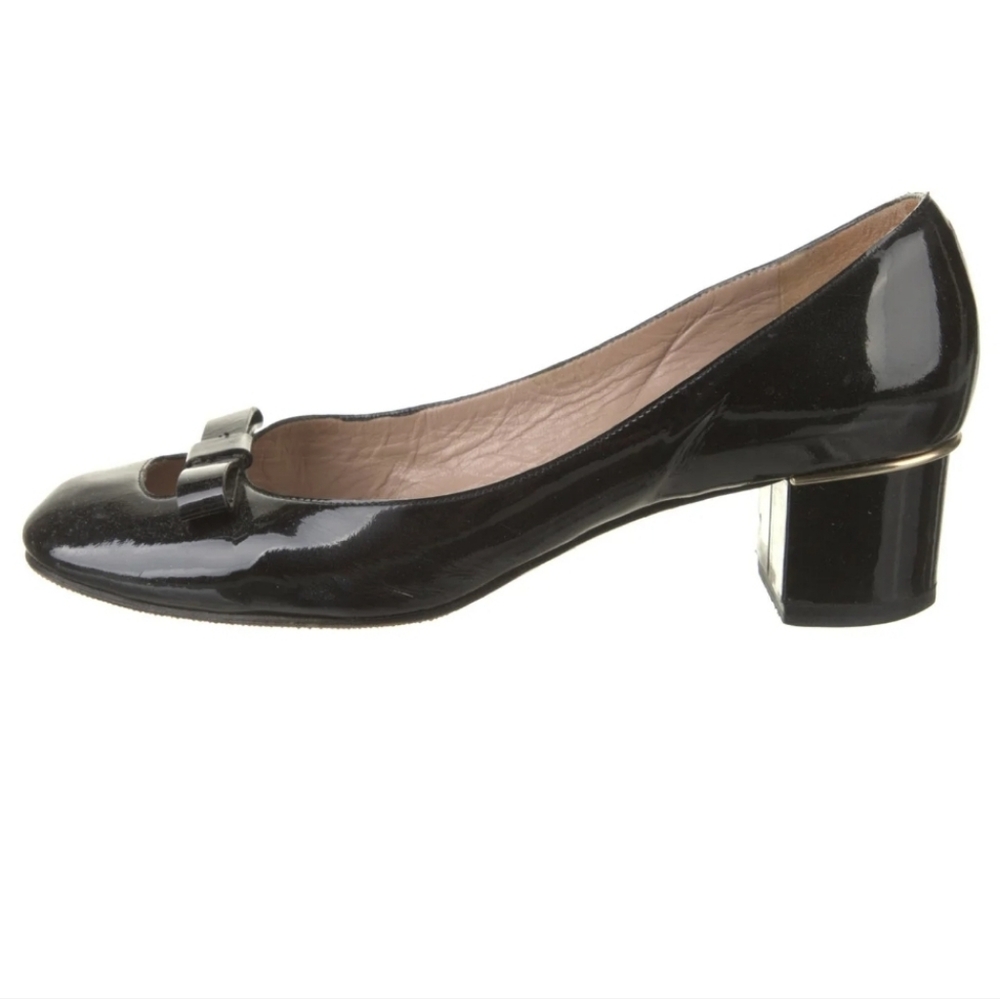 Chloé Leather Bow Accents Pumps Size 6.5"
